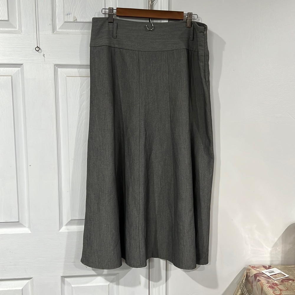 Zac & Rachel long gray skirt size 12